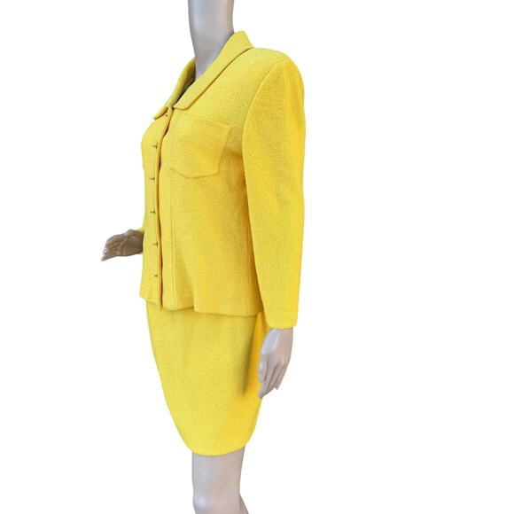 St. John 8 Skirt Suit Yellow Tweed Knit Gold Turn-Lock Jacket Pencil Mini Set - Picture 14 of 16